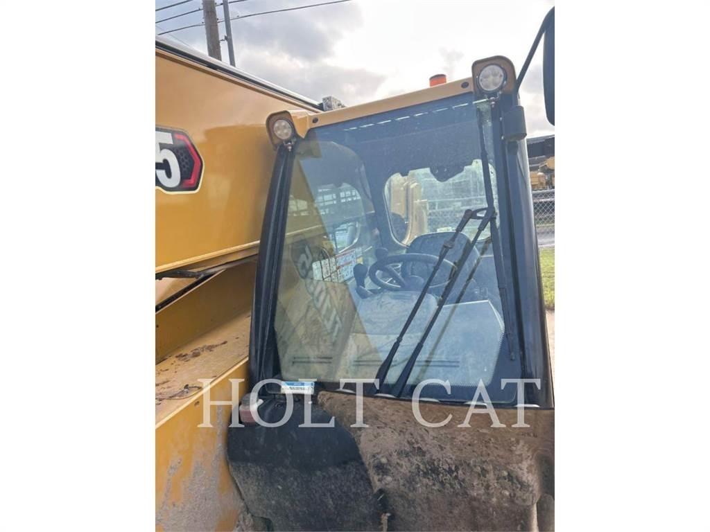CAT TL1055 Teleskoplastare