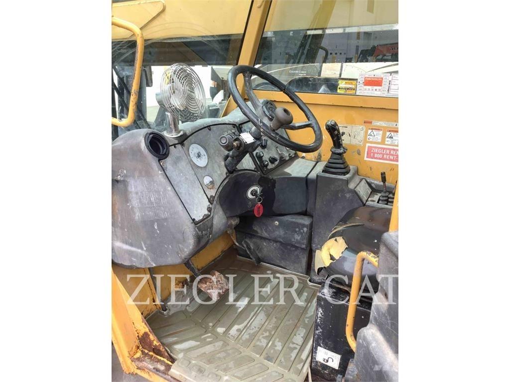 CAT TL1055 Teleskoplastare