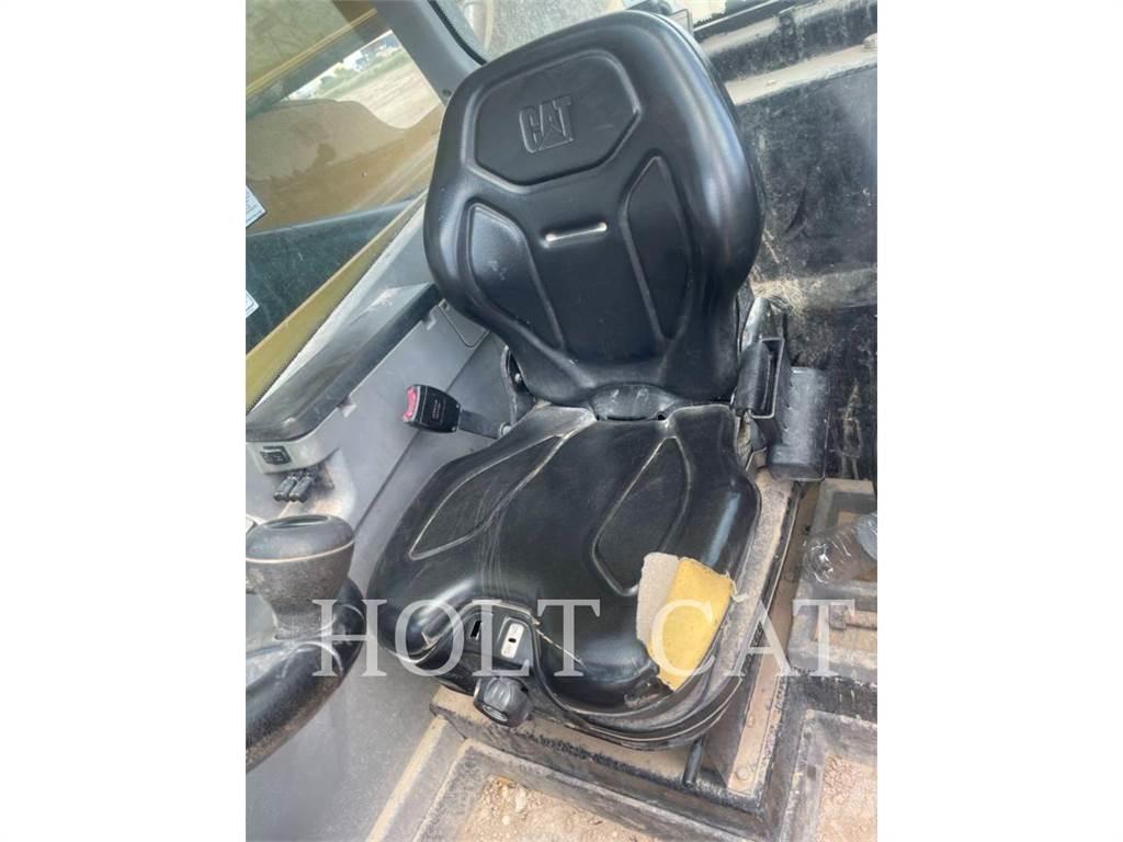 CAT TL1055D Teleskoplastare