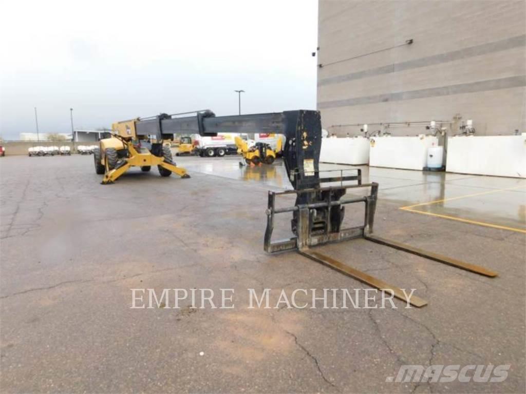 CAT TL1055D Teleskoplastare