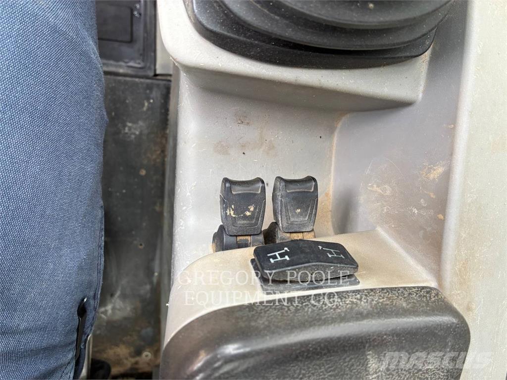 CAT TL1055D Teleskoplastare