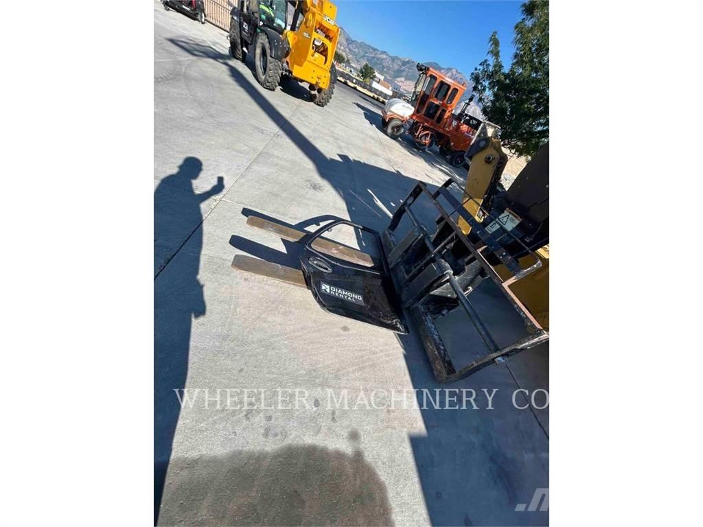 CAT TL1055D CB Teleskoplastare