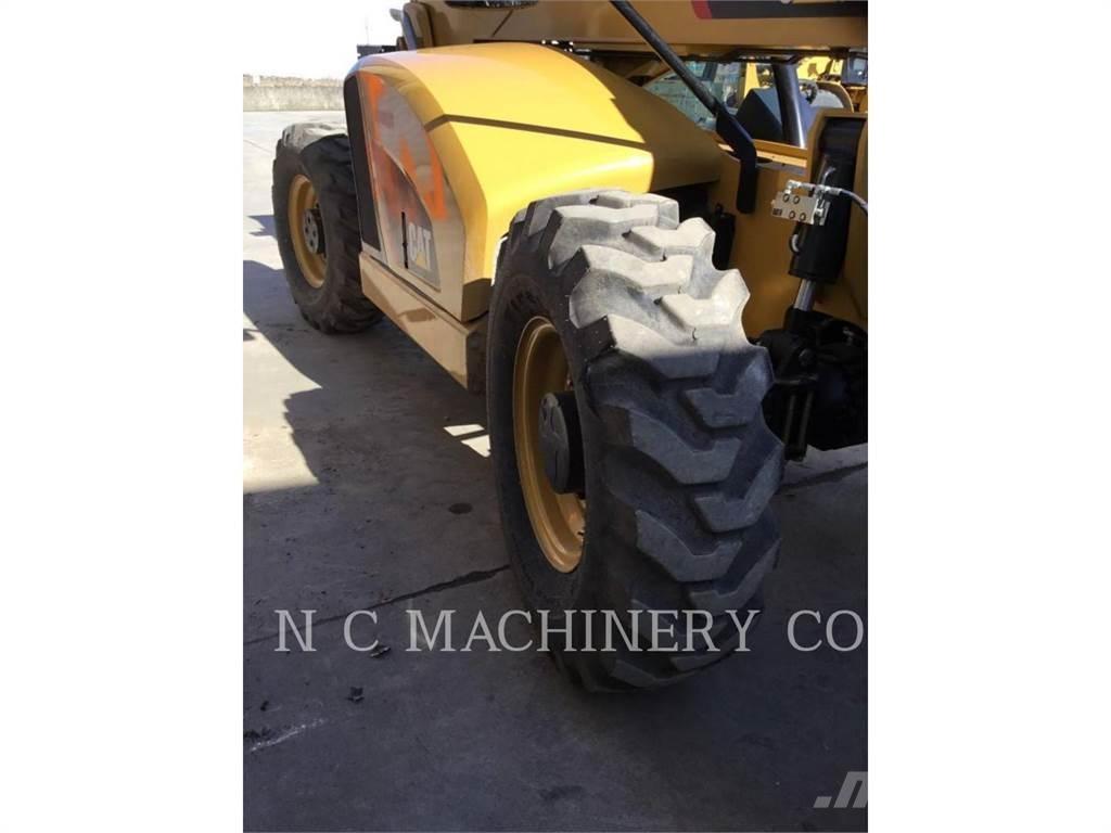 CAT TL1055D CN Teleskoplastare