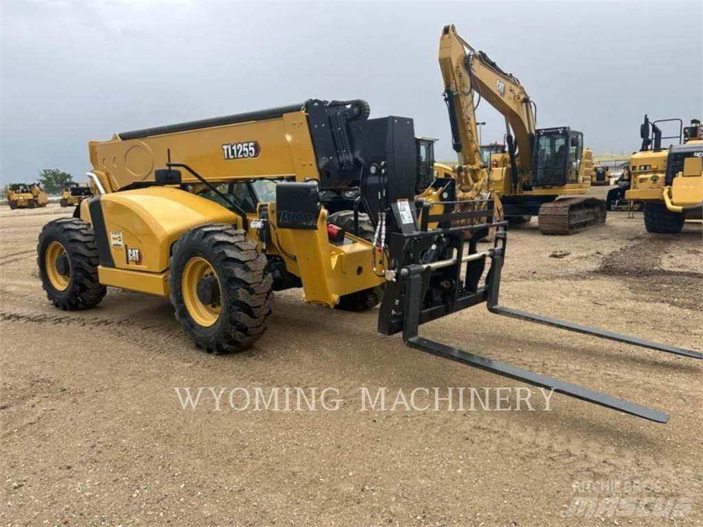 CAT TL1255 Teleskoplastare