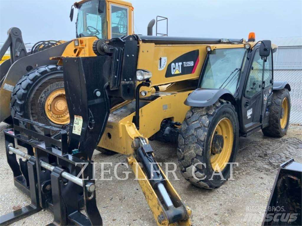 CAT TL1255D Teleskoplastare