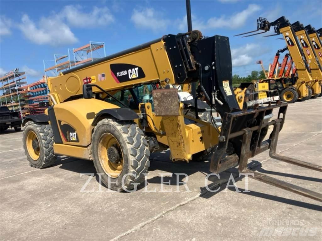 CAT TL1255D Teleskoplastare