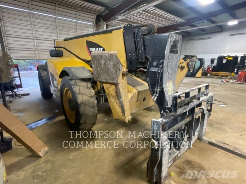 CAT TL1255D Teleskoplastare
