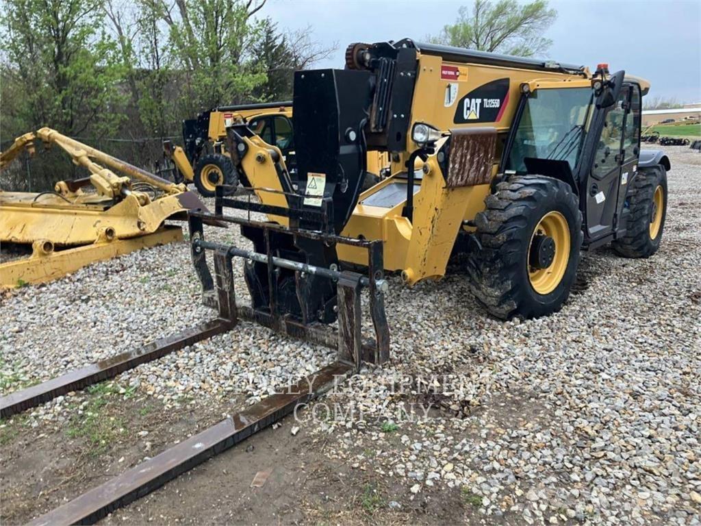CAT TL1255DC Teleskoplastare