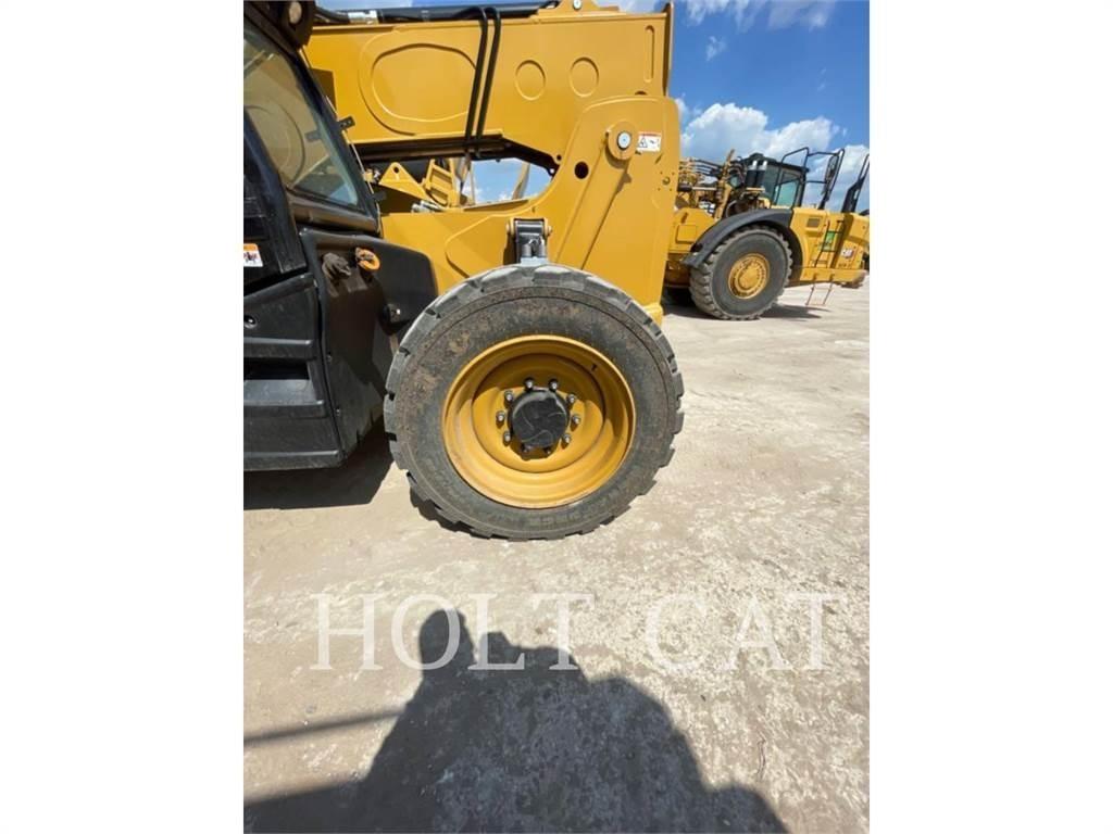 CAT TL642 Teleskoplastare