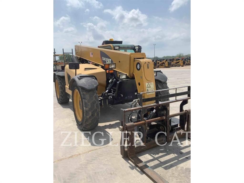CAT TL642 Teleskoplastare