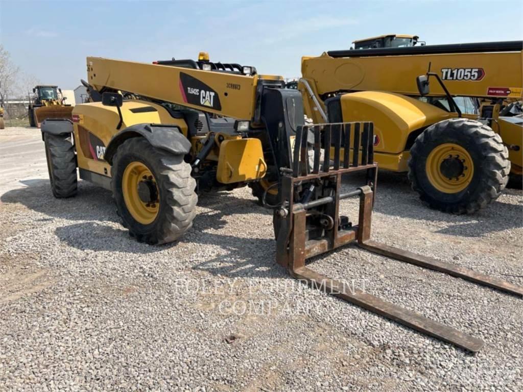 CAT TL642CO Teleskoplastare