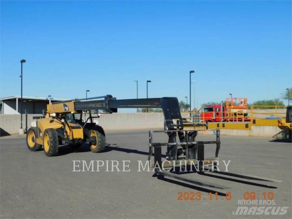 CAT TL642D Teleskoplastare