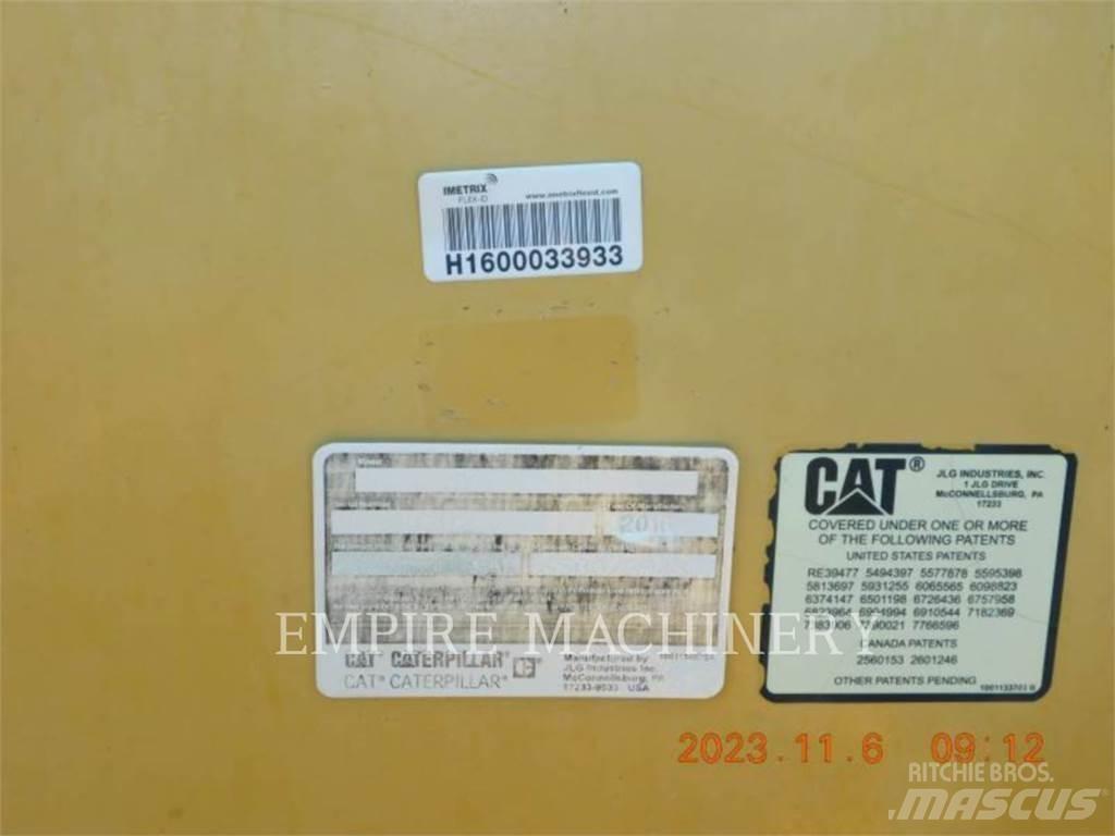 CAT TL642D Teleskoplastare