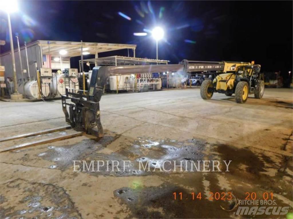 CAT TL642D Teleskoplastare