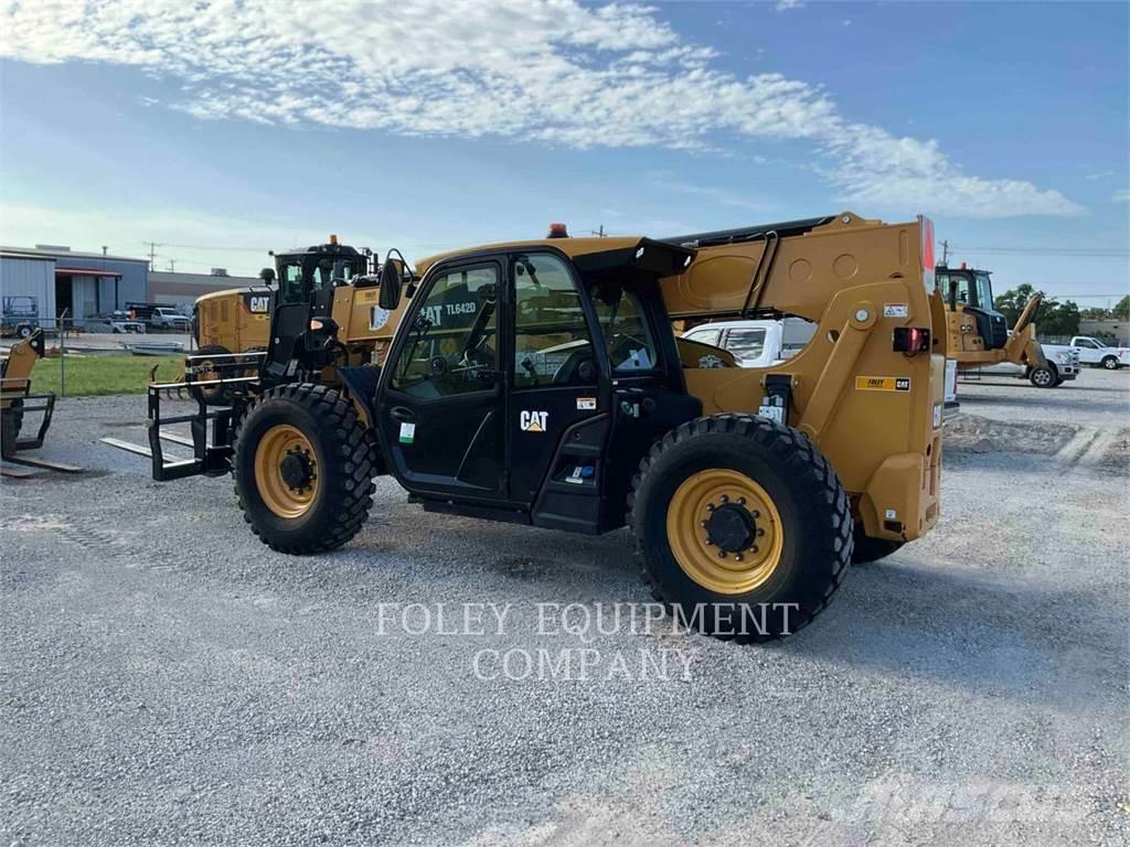 CAT TL642DC Teleskoplastare