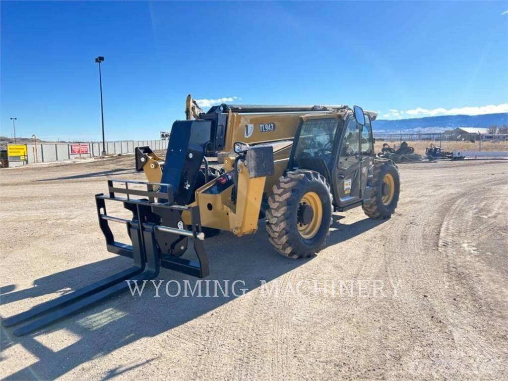 CAT TL943 Teleskoplastare