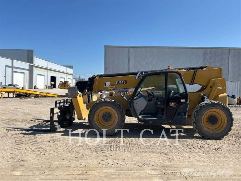 CAT TL943 Teleskoplastare
