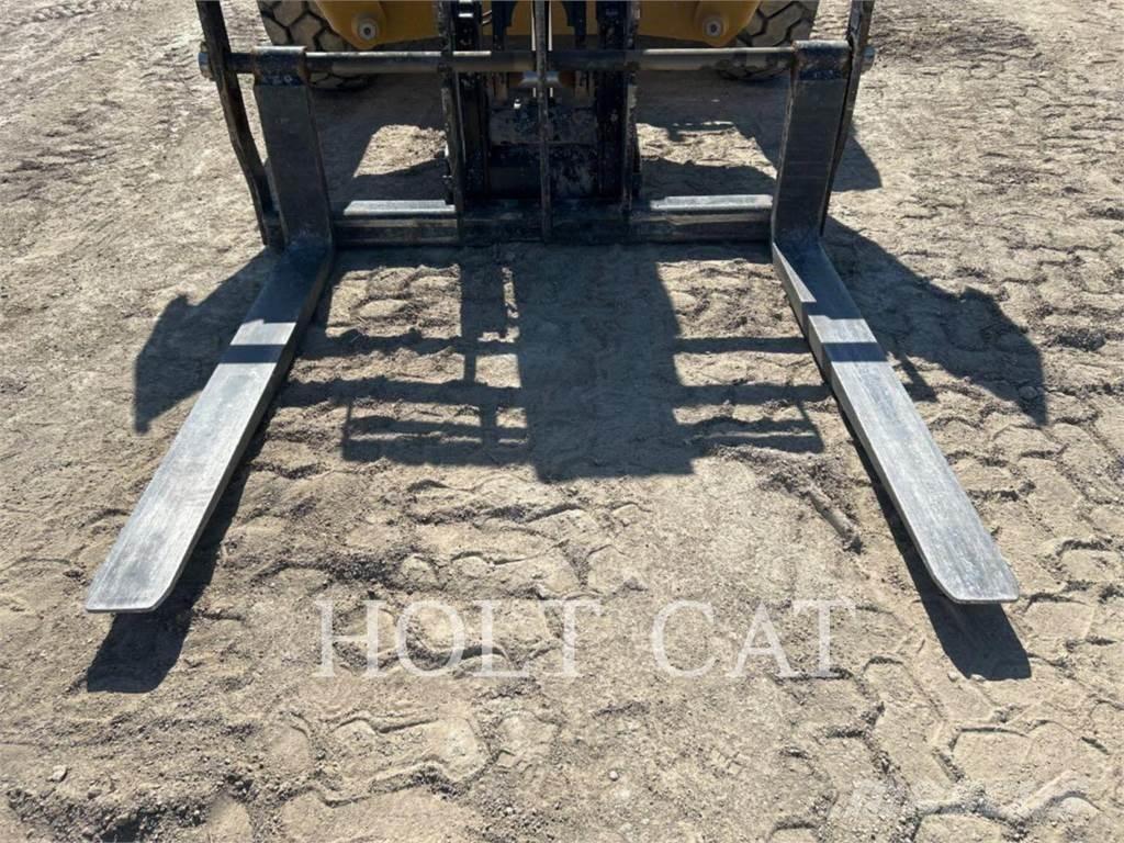 CAT TL943 Teleskoplastare
