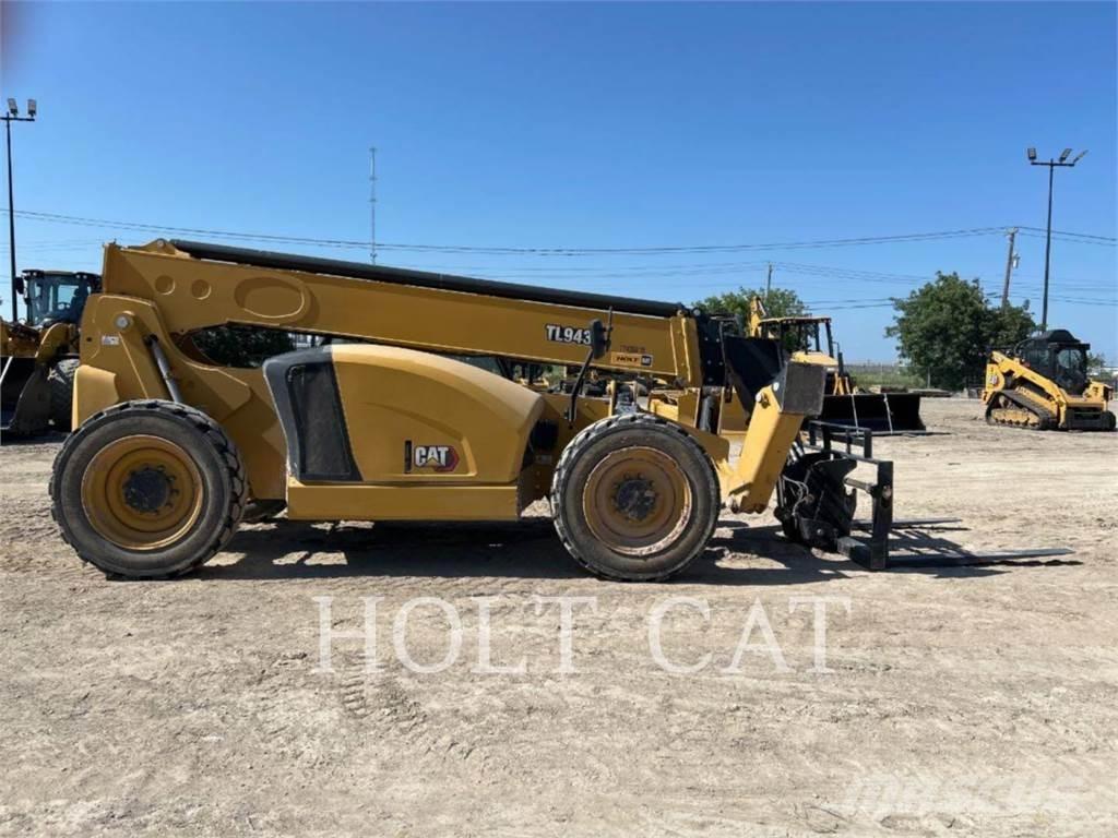 CAT TL943 Teleskoplastare