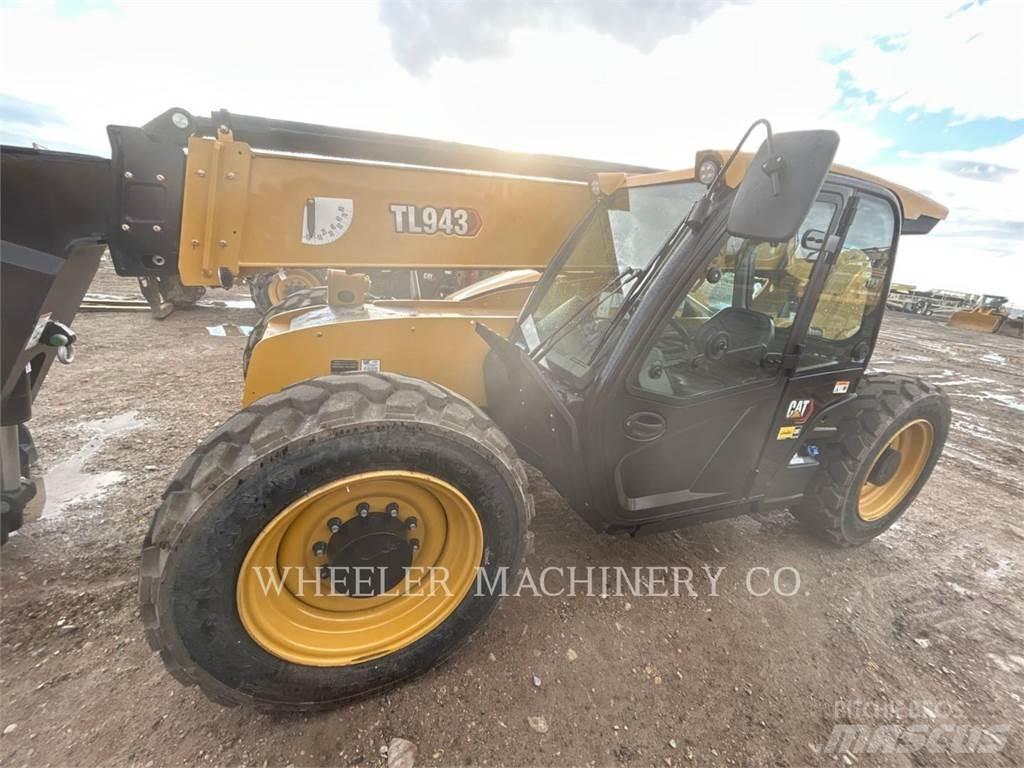 CAT TL943 CB Teleskoplastare
