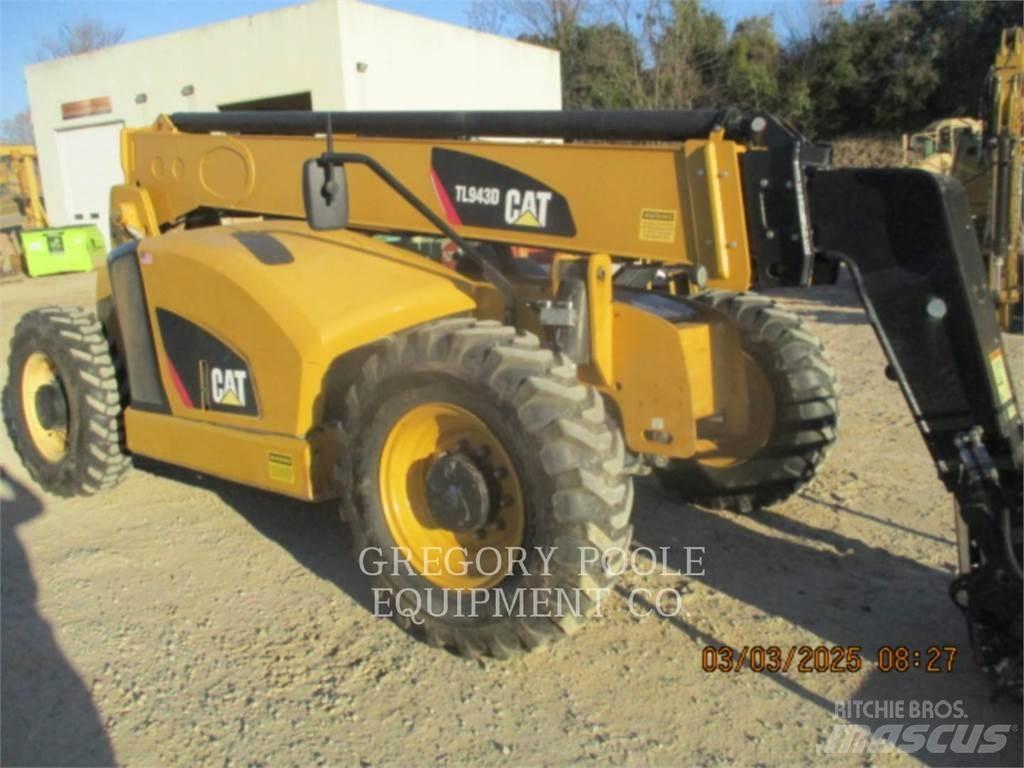 CAT TL943D Teleskoplastare