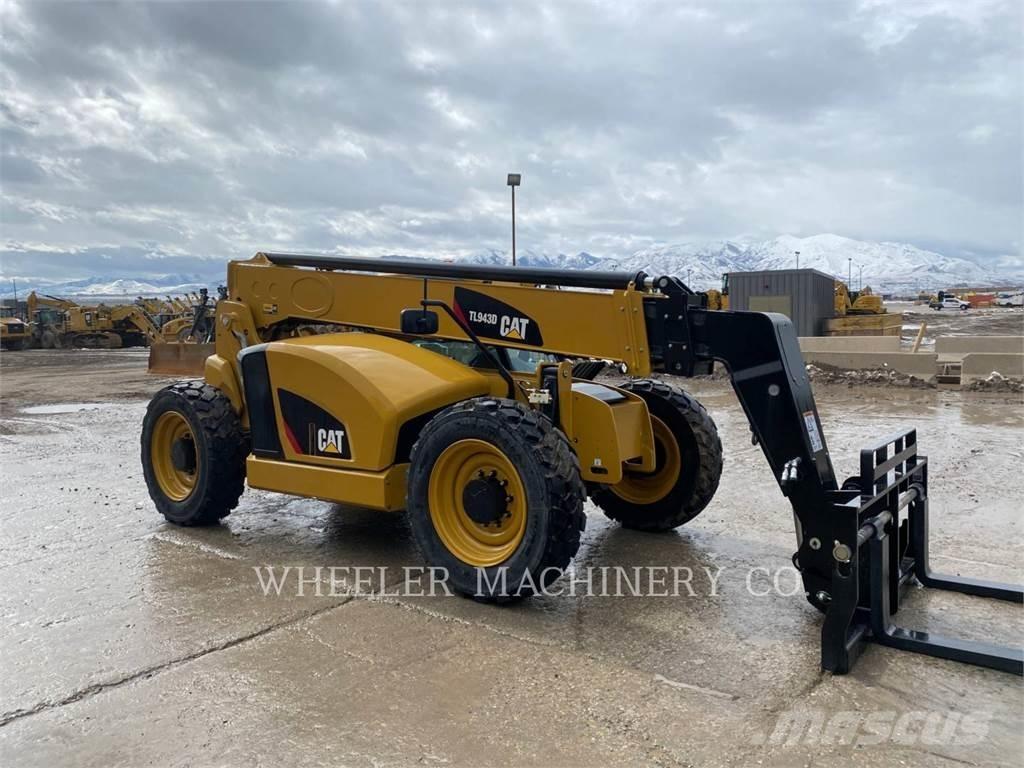 CAT TL943D CB Teleskoplastare