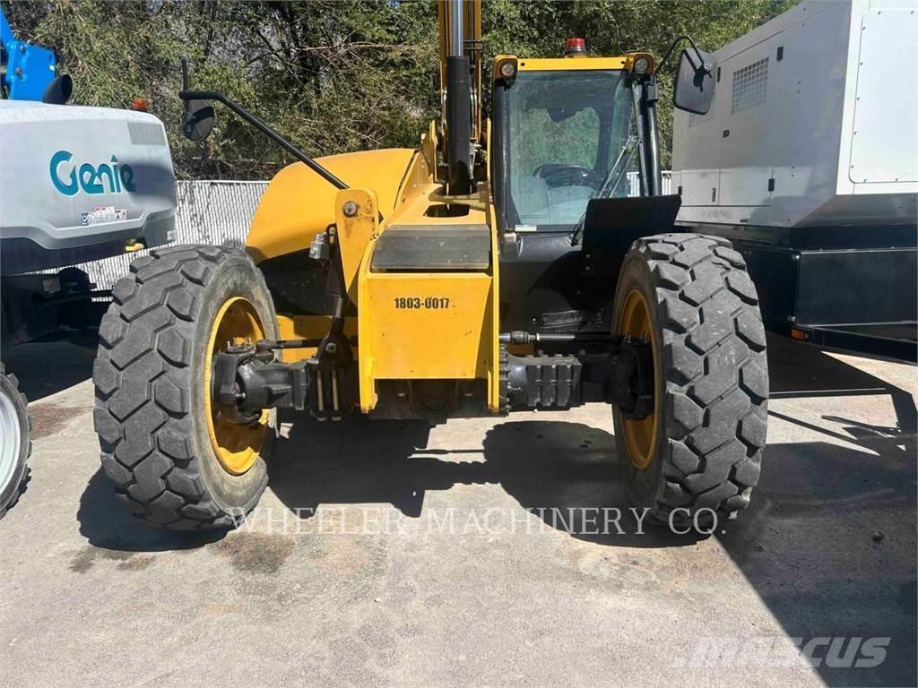 CAT TL943D CB Teleskoplastare