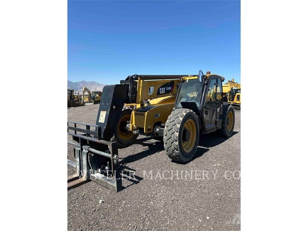 CAT TL943D CB Teleskoplastare