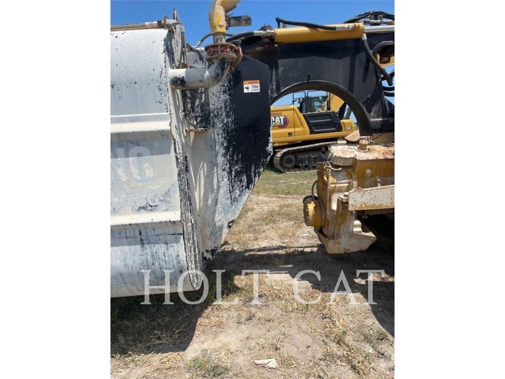 CAT W00 613C Schaktvagnar