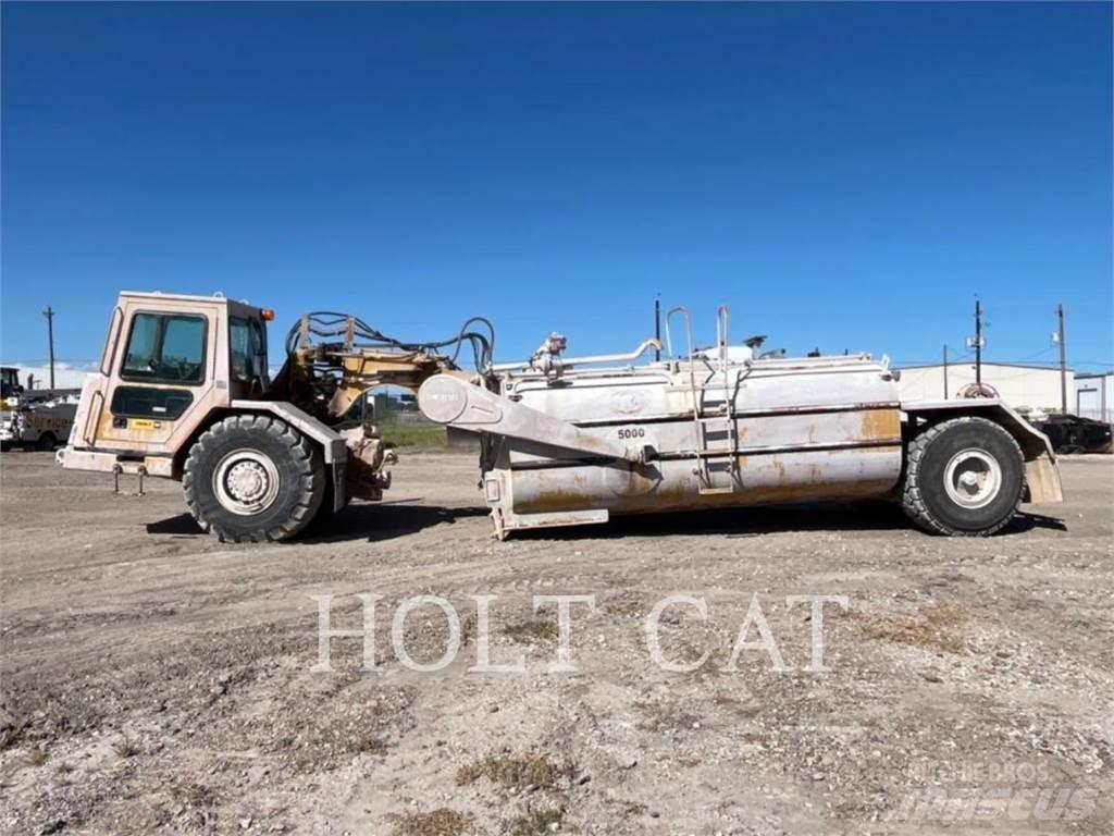 CAT W00 613CII Schaktvagnar