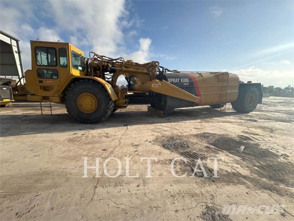 CAT W00 621G Schaktvagnar