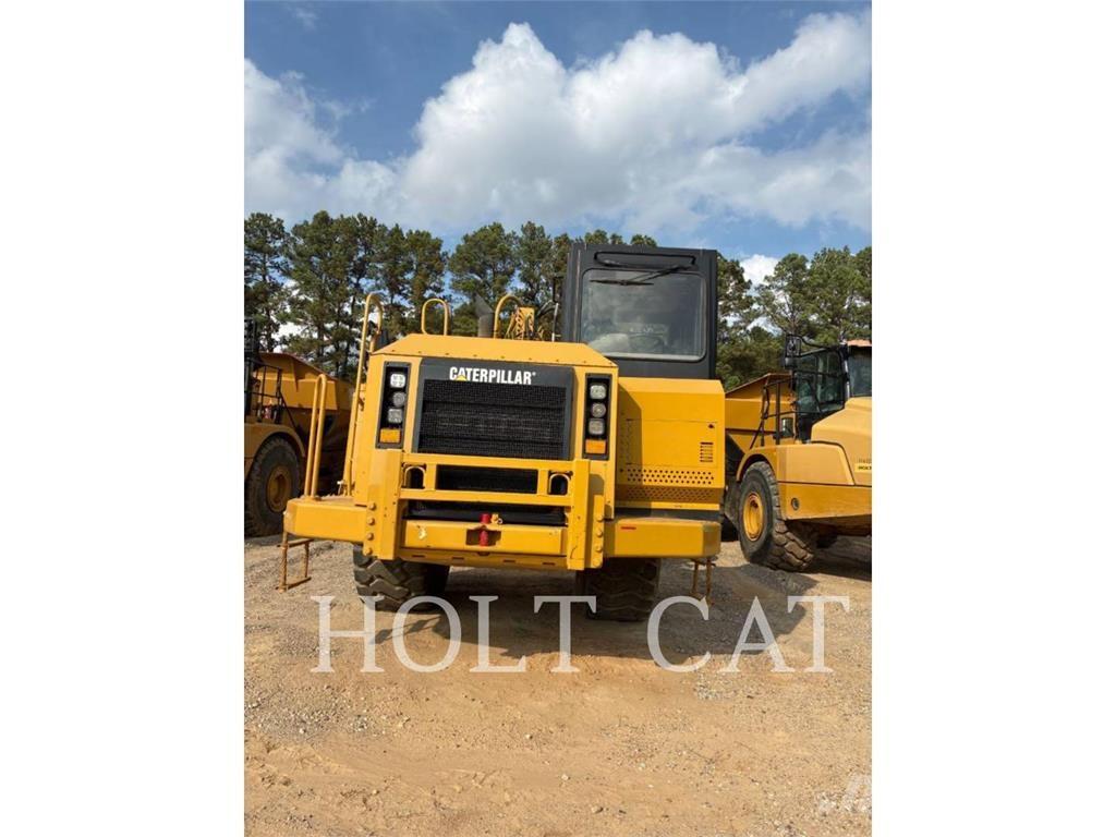 CAT W00 621G Schaktvagnar