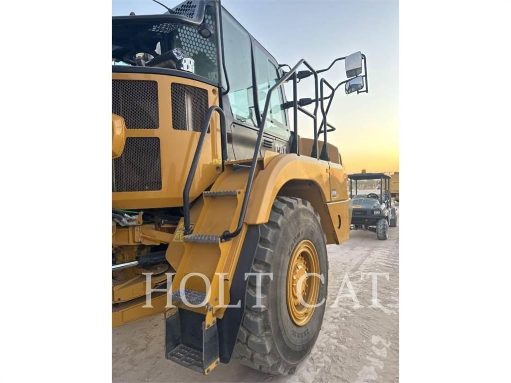 CAT W00 725 Tankbilar