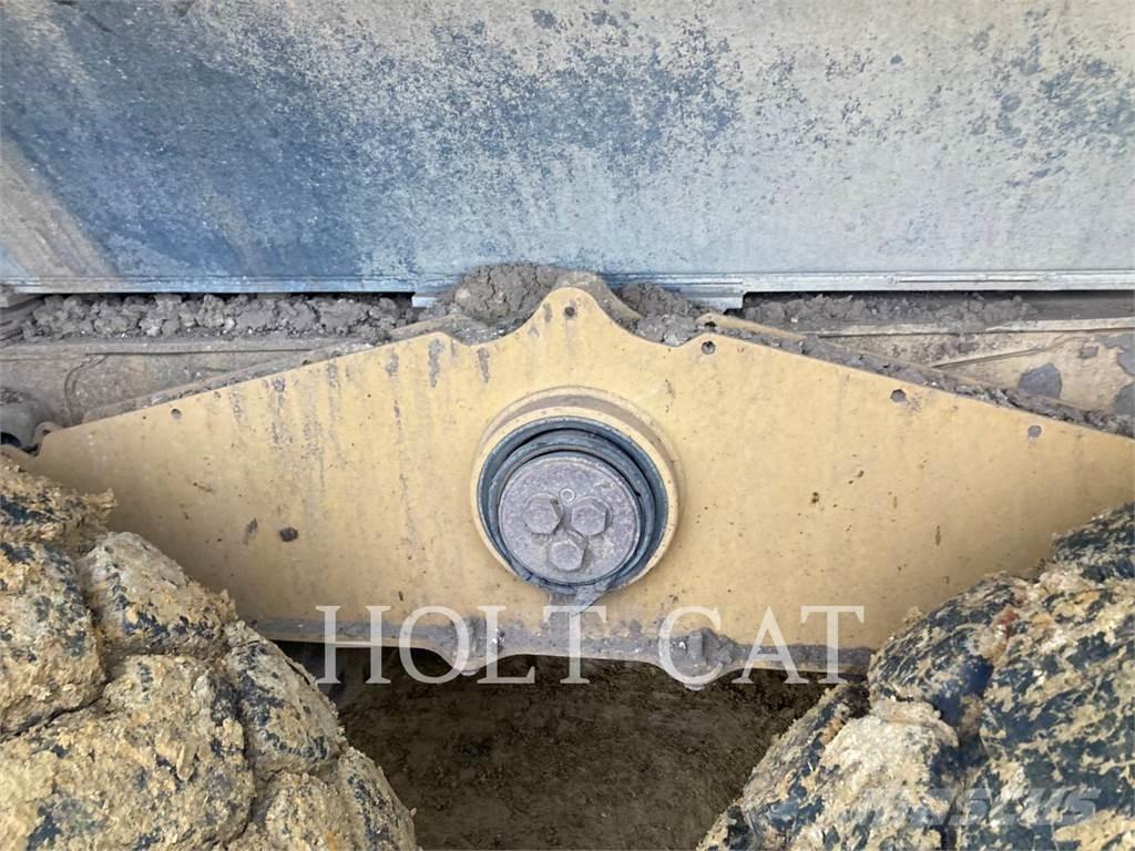 CAT W00 730 Midjestyrd dumper