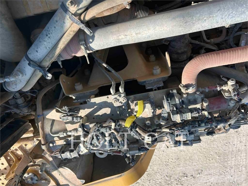 CAT W00 730C Midjestyrd dumper