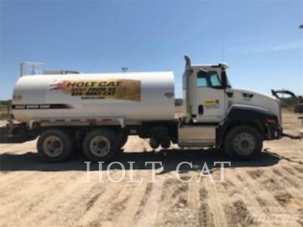 CAT WATER 4000 Tankbilar