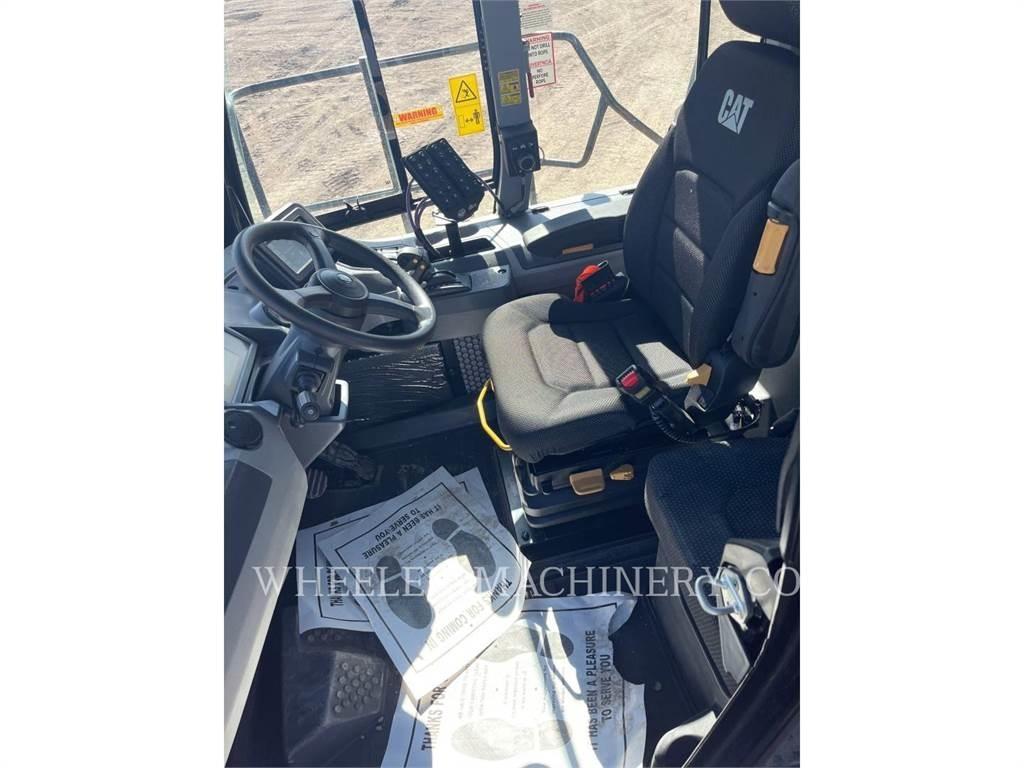 CAT WT 740 GC Tankbilar