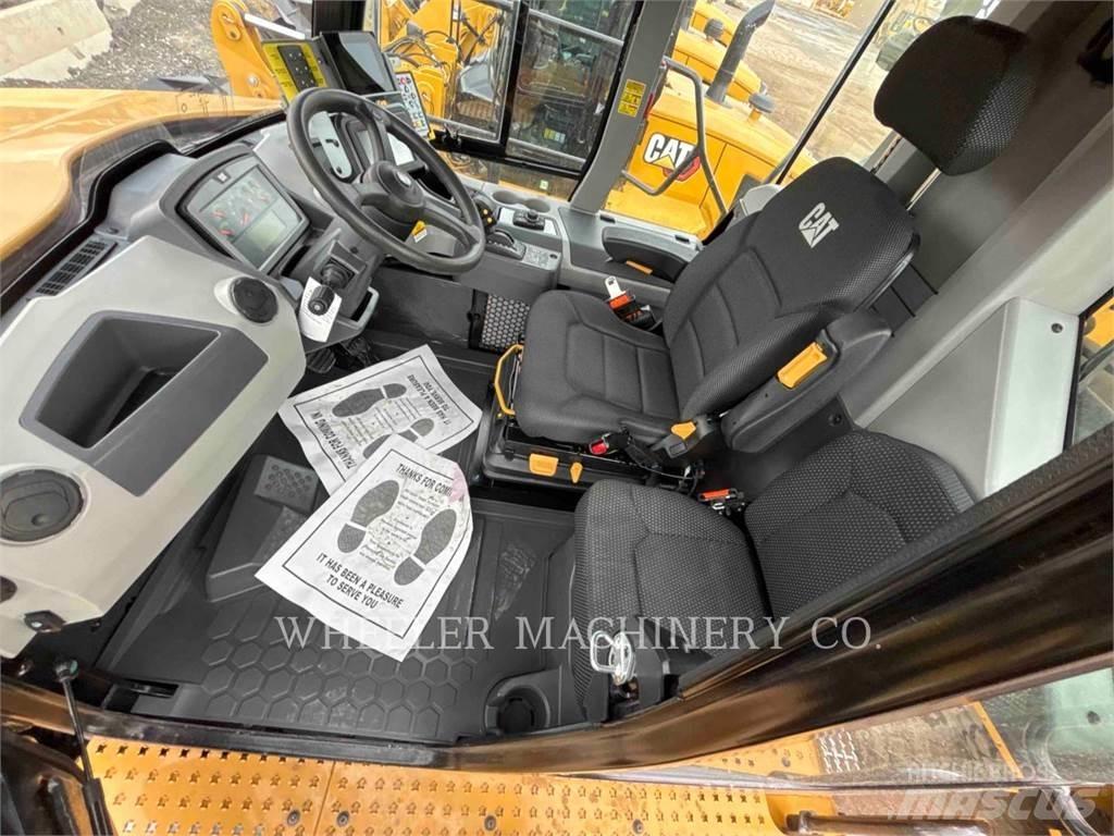 CAT WT 740 GC Tankbilar