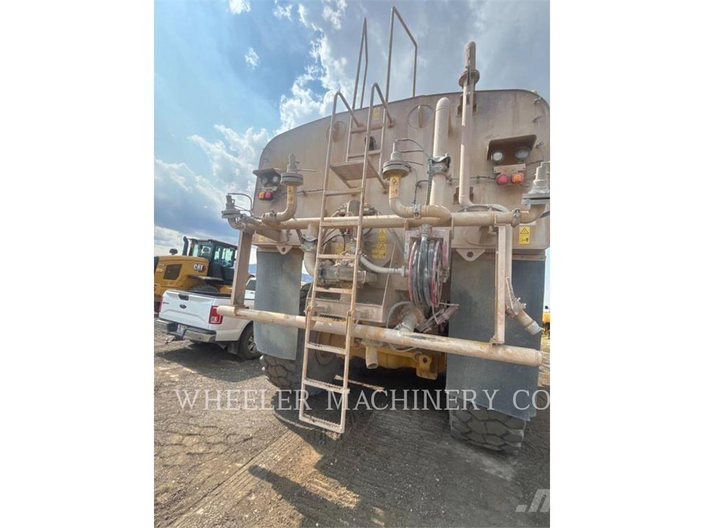 CAT WT 740 GC Tankbilar