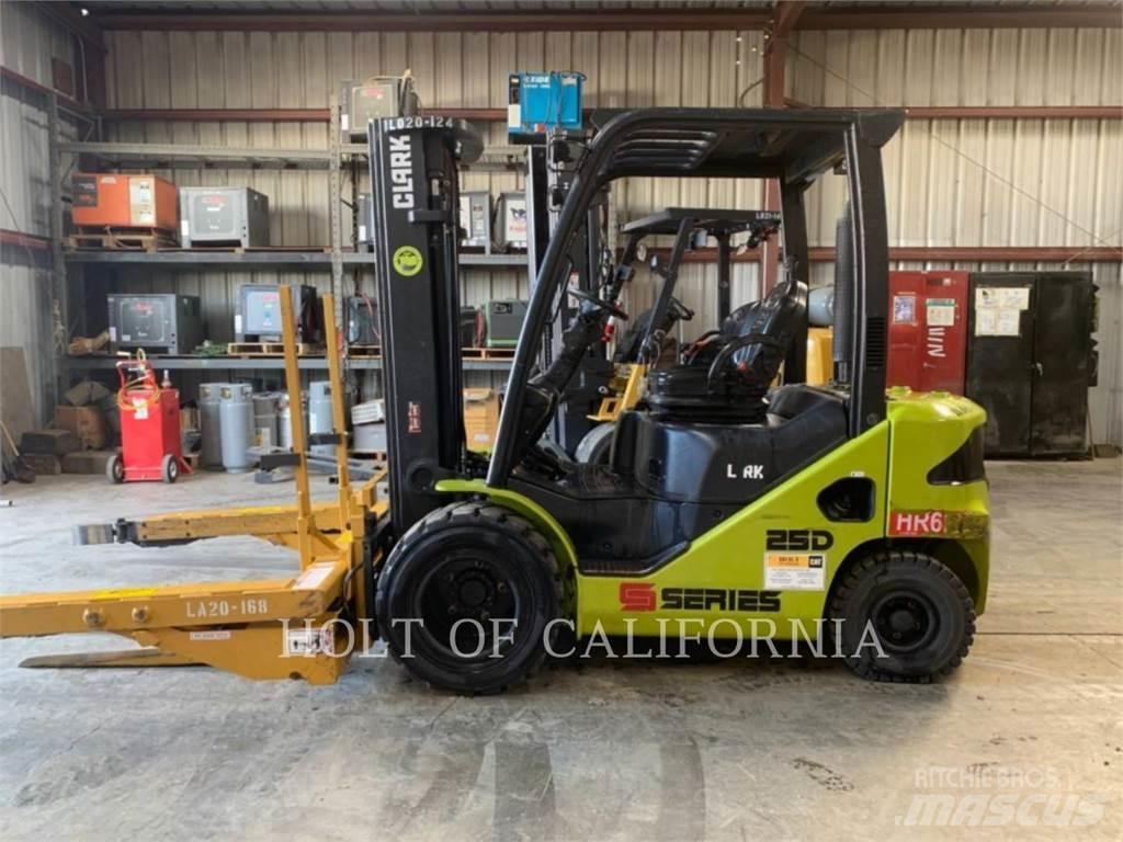 Clark S25D Dieselmotviktstruckar