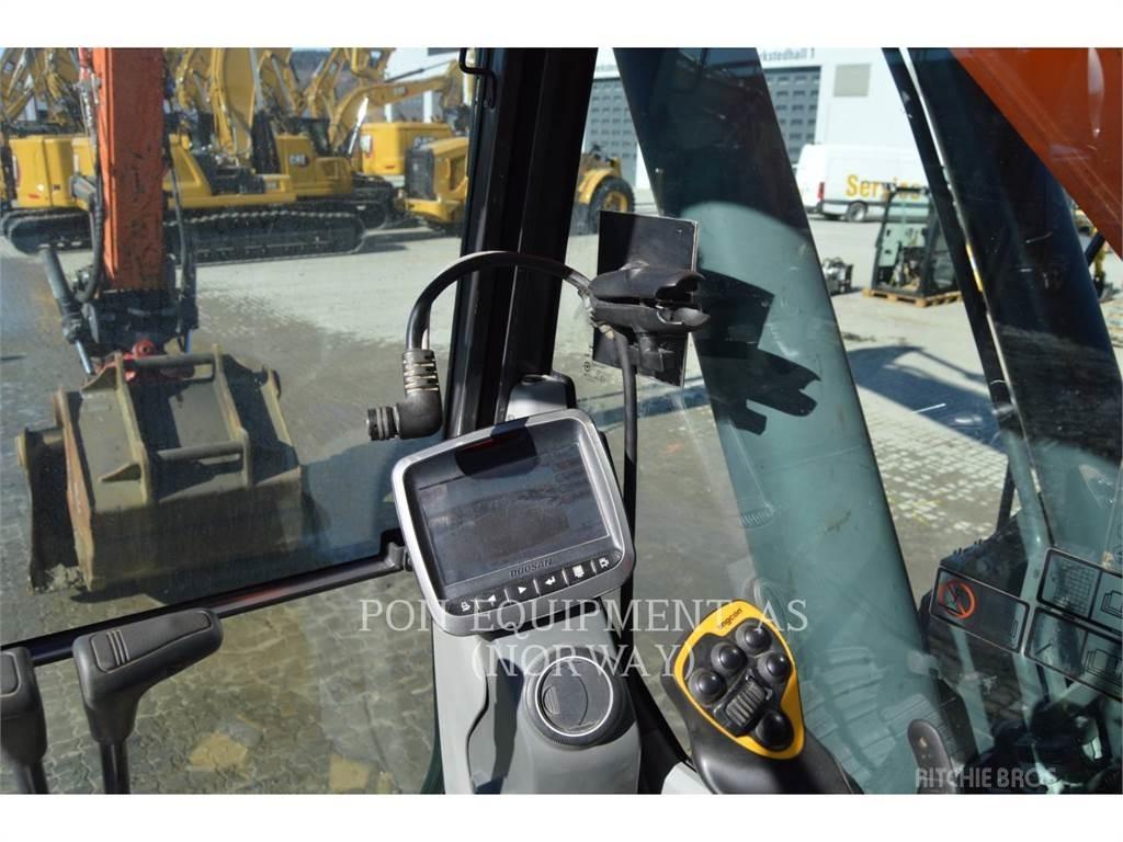 Doosan DX235 Bandgrävare