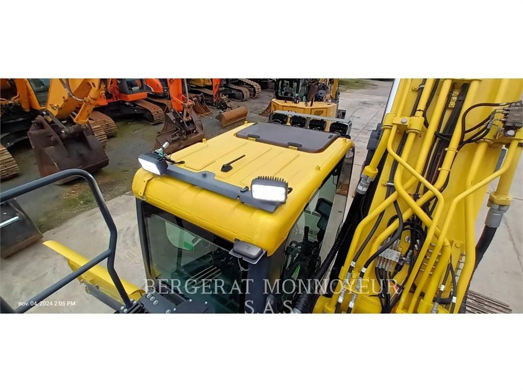 Doosan DX300 Bandgrävare