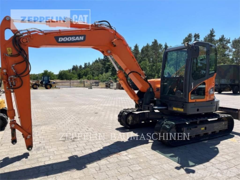 Doosan DX85R-3 Bandgrävare