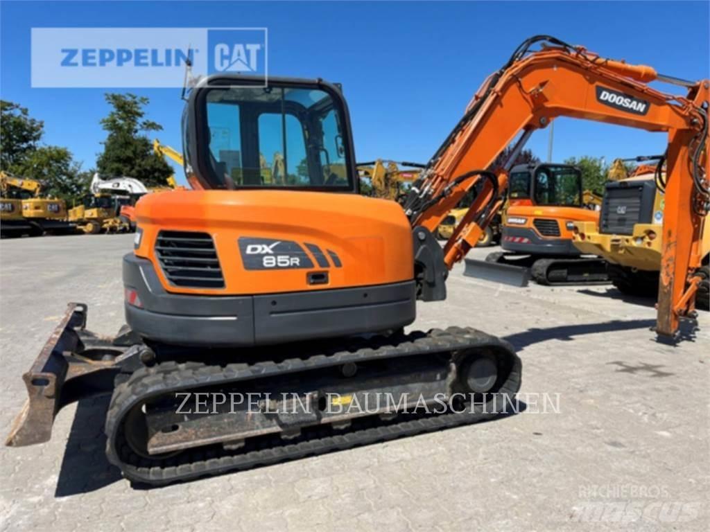 Doosan DX85R-3 Bandgrävare