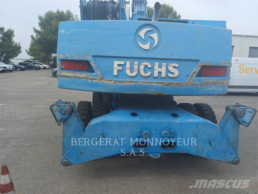 Fuchs MHL320 Hjulgrävare