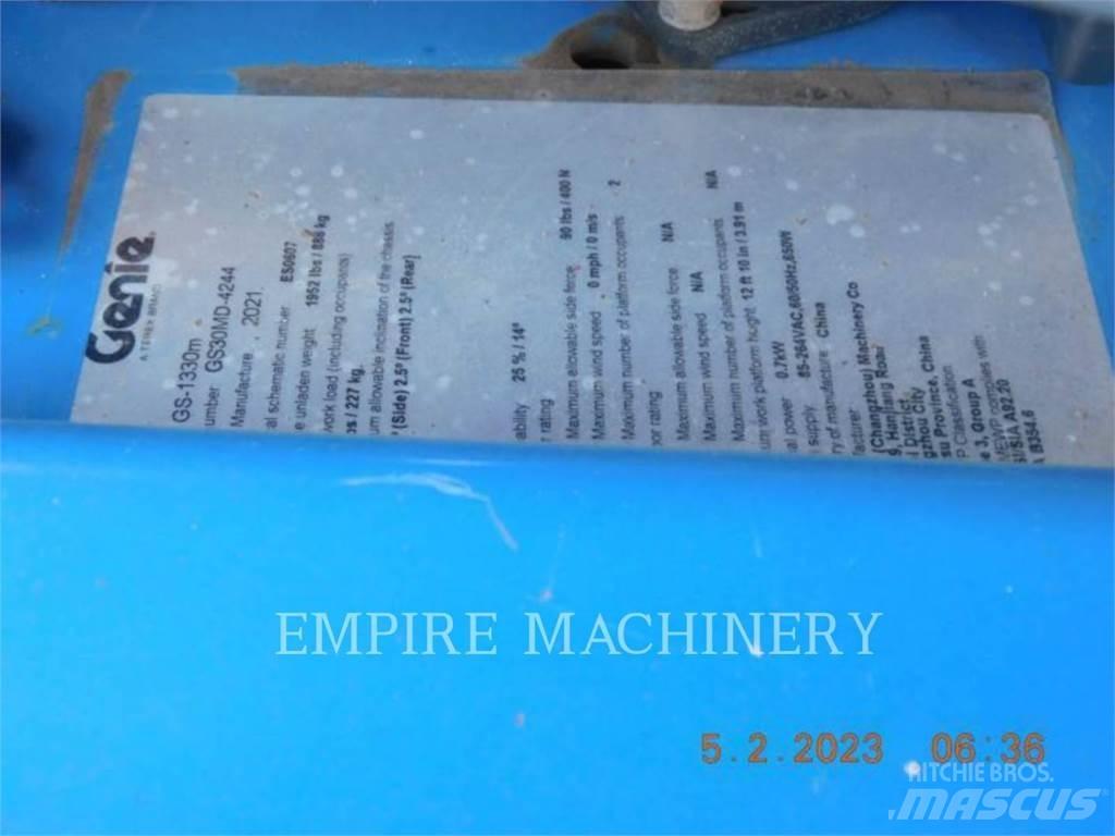 Genie GS1330 Bomliftar