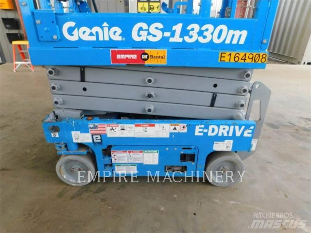 Genie GS1330 Bomliftar