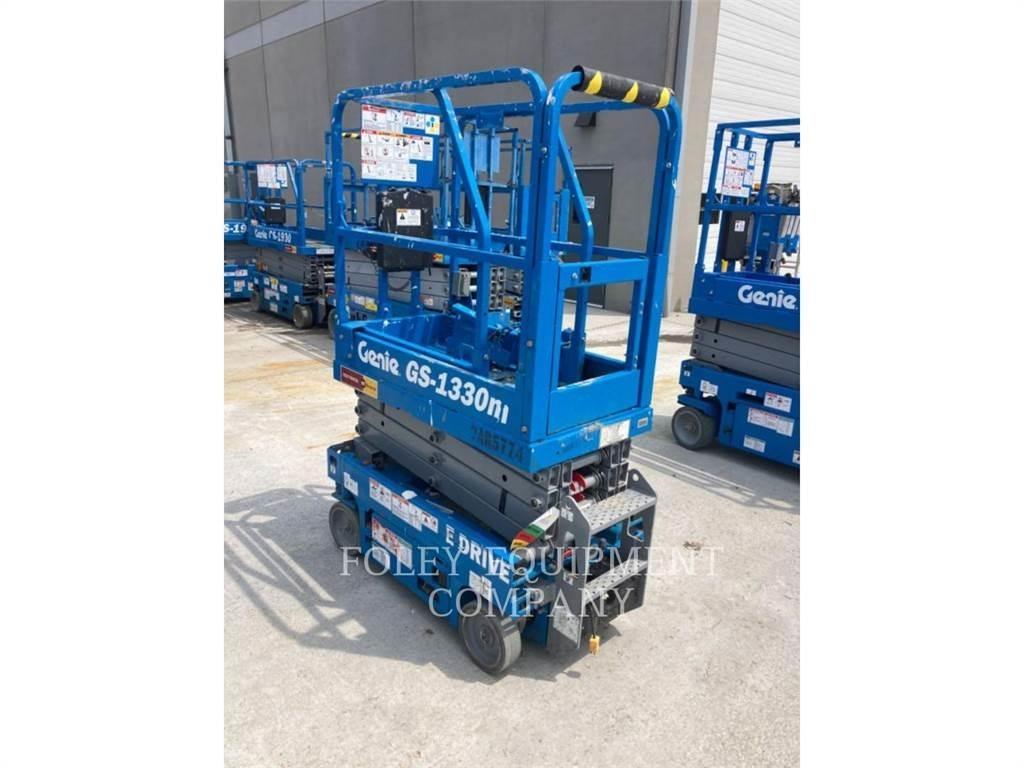 Genie GS1330 Saxliftar