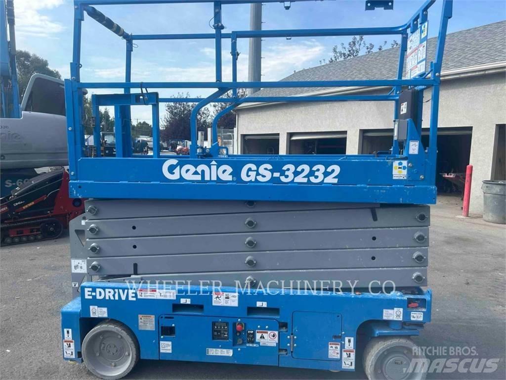 Genie GS3232 Saxliftar