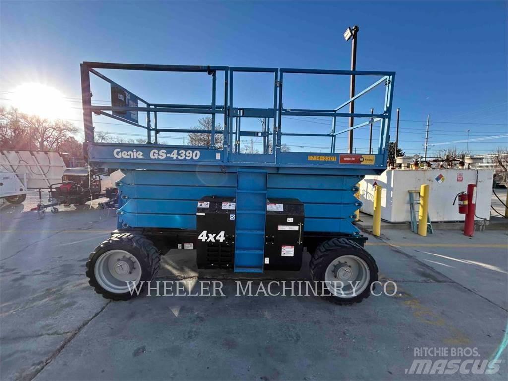 Genie GS4390 RT Saxliftar